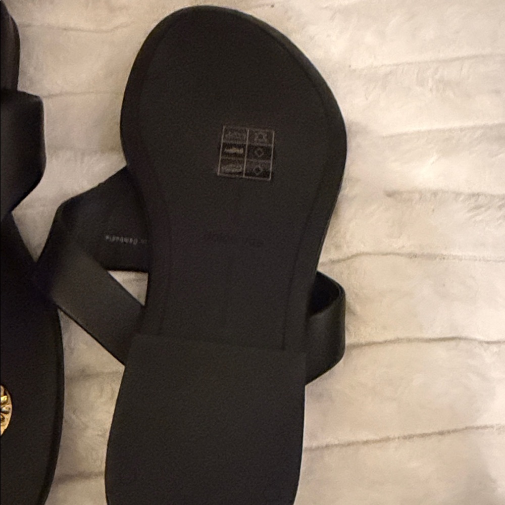 Dolce Vita Black Thong Sandals with Gold Disc Accent - Picture 3 of 5